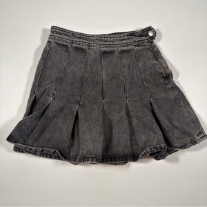 Pilcro Women's Faded Black Pleated Denim Mini Skirt Size 0